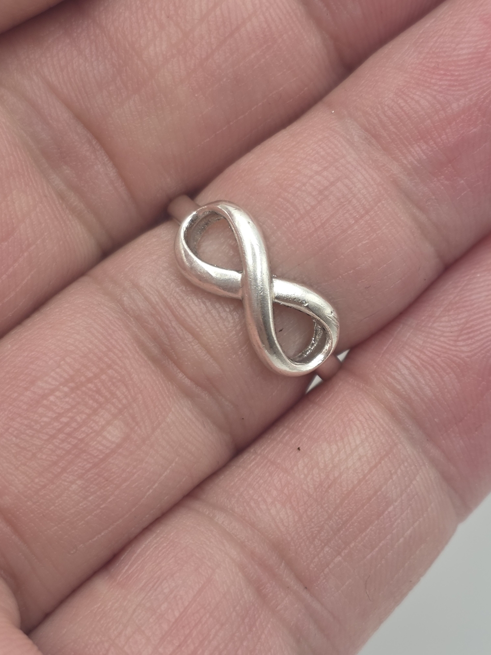 Sterling Silver Infinity Ring Size 9